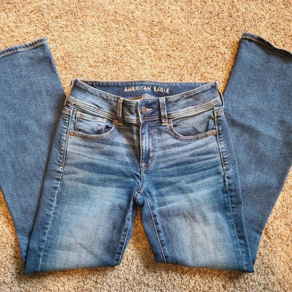 NEW W/O TAGS Women's American Eagle Bootcut Jeans